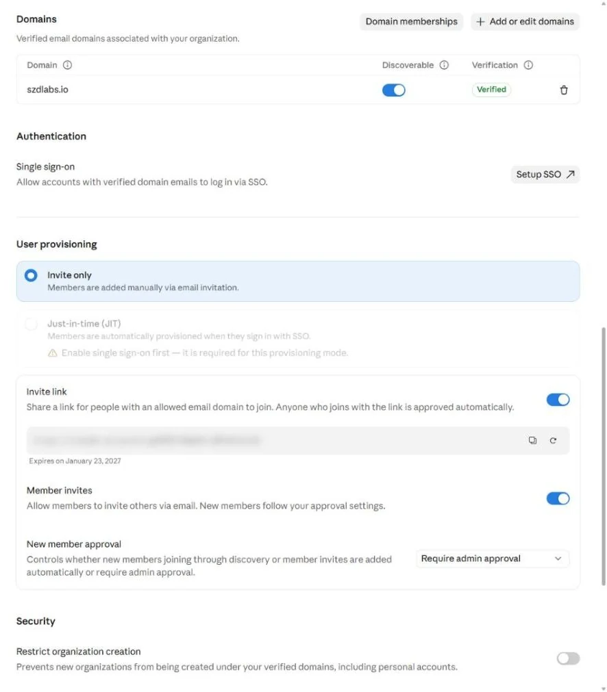 Organization and access settings: verified domain, single sign-on, invite-only provisioning, a blurred invite link, member invites, approval and restrict organization creation.